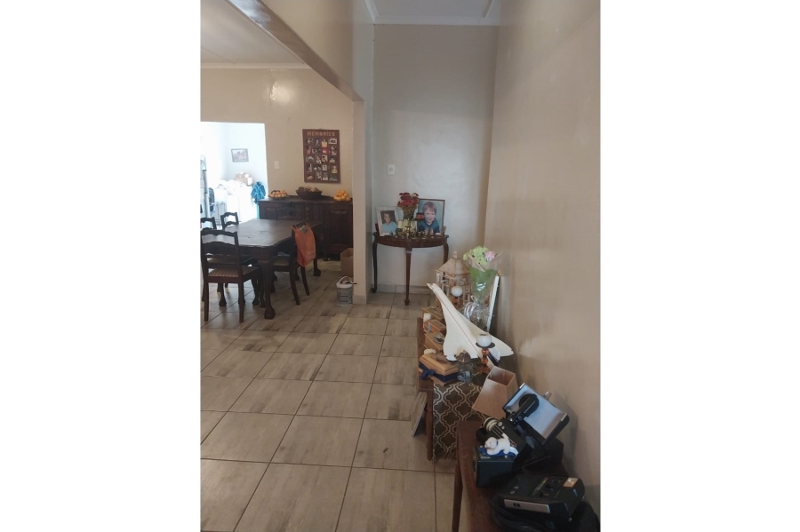 3 Bedroom Property for Sale in Porterville Western Cape